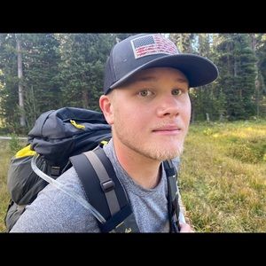 Meet your Posher, Max